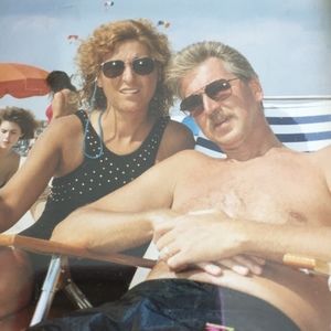 Meet your Posher, Dee